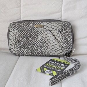 Travelon‎ Wallet Safe ID Beige/Gray Snake Print Protect Your Identity